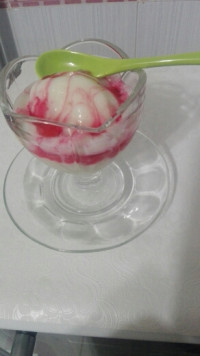 بستنی سنتی خانگی