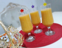 اسموتی موز و هلو با دانه کتان