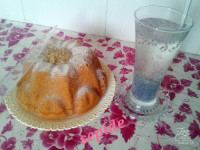 کیک وشربت تخم ریحان