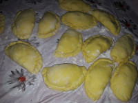 پیراشکی پیتزا