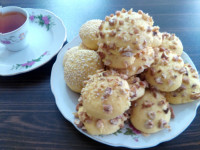 شیرینی گردویی و کنجدی