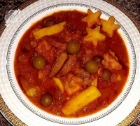 خوراک بامیه وگوجه سبز