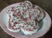 یه کیک خوشمزه با تزیین ساده??