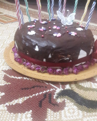 اینم ازکیک تولدمن که چندروزپیش درست کردم