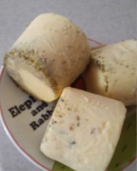 بستنی خوشمزه یخی