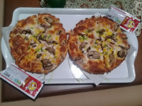 ممنون از نگاه پرمهرتون پیتزا