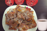 کیک پایه زرد الو و شلیل واقعا عالی بود بنظرشما چطور میاد