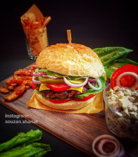 همبرگر خانگی