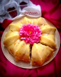 کیک یخچالی زعفرانی