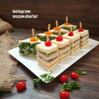 کلاب ساندویچ مرغ و ژامبون