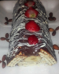 کیک یخچالی هرمی