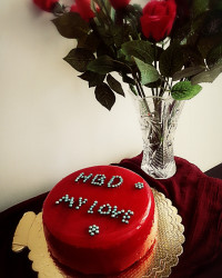 کیک تولد با روکش ژله بستنی