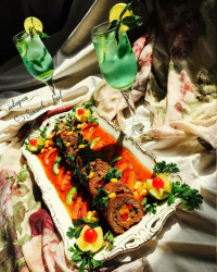 استیک رول پنیری با سس مارینارا