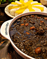 خورش قرمه سبزی
