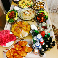 میز شام مهمونی