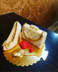 کیف و کفش شکلاتی با جزییات تمام شکلاتی