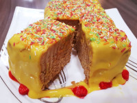 برش خورده کیک یخچالی من.....