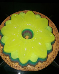 ژله خوشکل من برا تولد دخترم