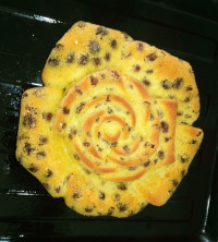 کیک ساده کشمشی