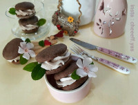 شیرینی ووپی پای