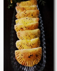 نان مغز دار