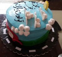 کیک تولد با فیلینگ موز و گردو