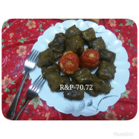 دلمه برگ مو و گوجه فرنگی