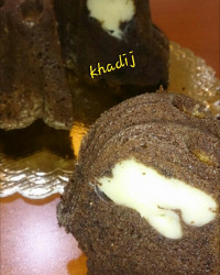 کیک کاکائویی کرمدار
