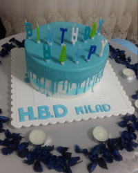 کیک خامه ای با روکش گاناش