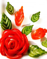 تزئین گوجه وخیار