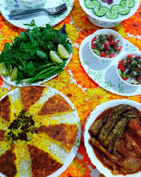 خورش گوجه وبادمجون غذای مورد علاقه مازنیها
