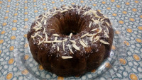 کیک کاکائویی کرمدار
