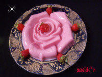 کرم توت فرنگی