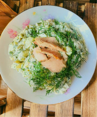 سالاد سیب زمینی و تن