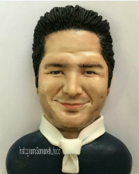 کیک نیم تنه ، باست کیک ، مجسمه خوراکی