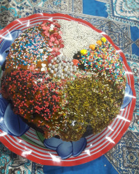 کیک شکلات بی بی وبرش خورده کیک