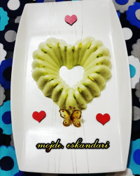 دسر فرنی پسته ای