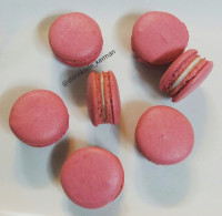 شیرینی ماکارون