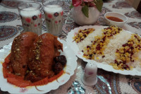 سینه مرغ شکم پر