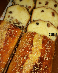 کیک عسلی با کشمش