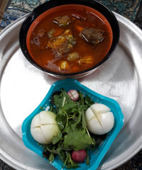 آبگوشت باقلم گوساله نهارروزجمعه ما