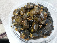 دلمه ی خودم پز ببخشید بدون تزئین یخورده بازشدن ولی جاتون خالی خیلی خوشمزه شدن??