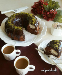 کیک سورپرایز نارگیلی