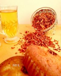 دمنوش به، سیب، دارچین و زعفران
