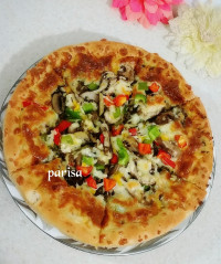 پیتزای قارچ و گوشت