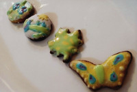 بیسکوییت با تزیین رویال ایسینگ