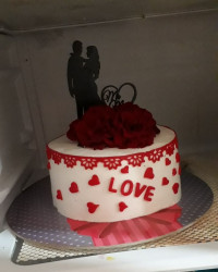 اینم کیک خوشمزه من