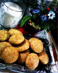 ڪلوچہ ڪنجدے (ڪعڪ) _(ツ)__\