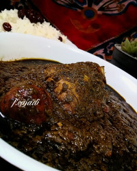 قرمه سبزی با مرغ