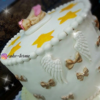 کیک اسفنجی با روکش فوندانت